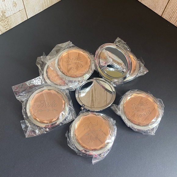 Bridesmaid Gifts - Set of 7 Pocket Mirrors - Picture 5 of 9